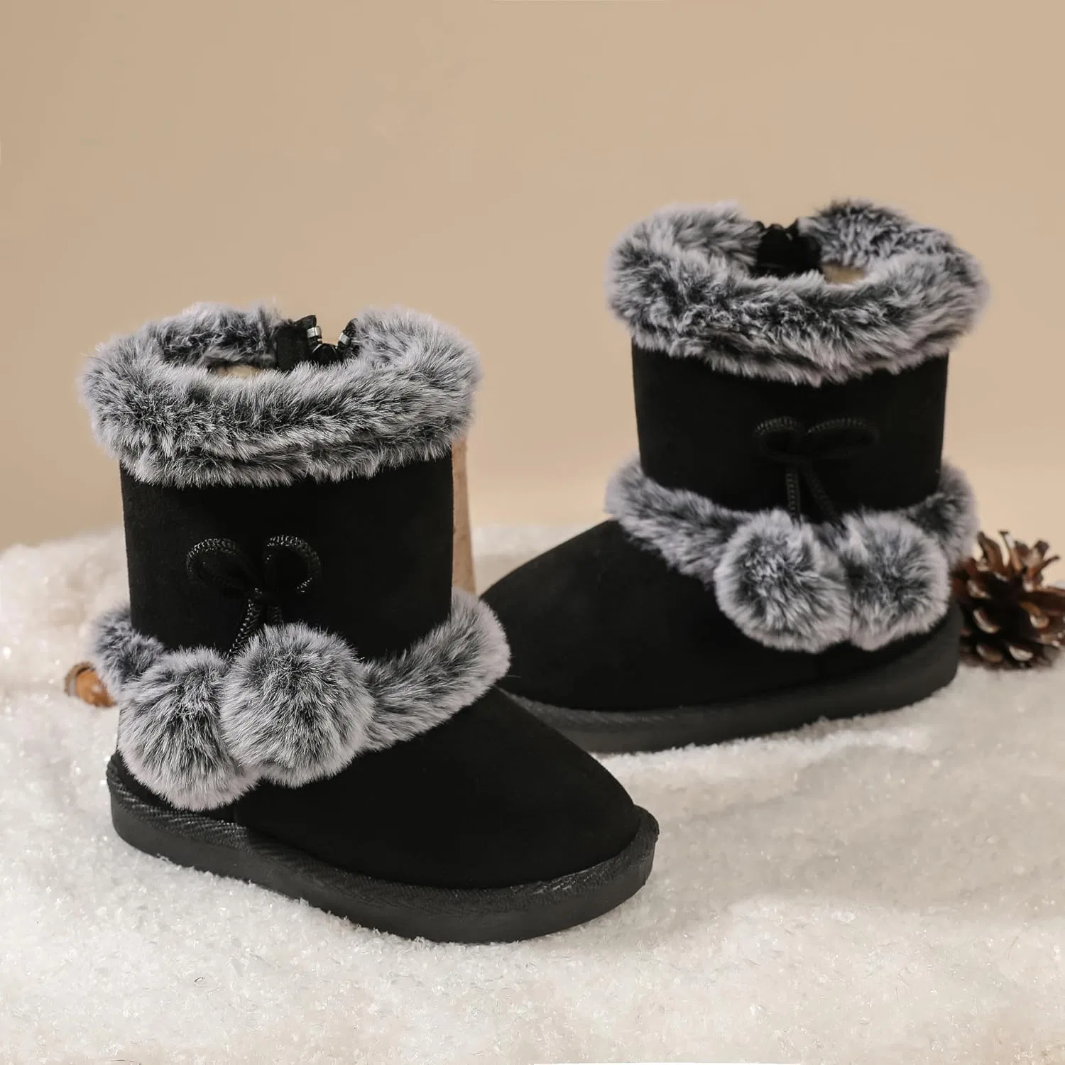 Детские зимние ботинки для девочек и мальчиков Femizee, Black Pom Zip — фото 2