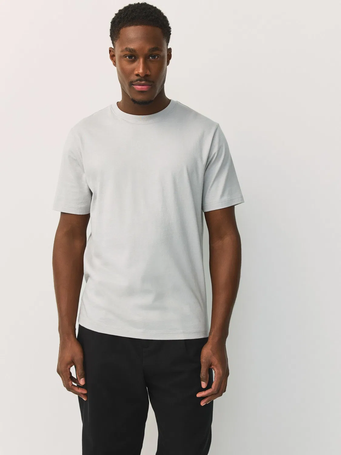 Футболка с круглым вырезом, Regular Fit, Essential Next, светло-серый