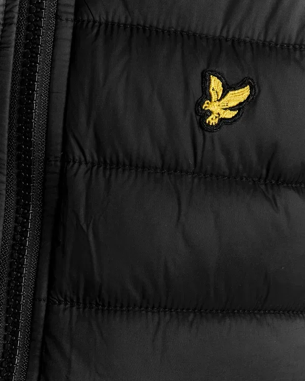Зимняя куртка с капюшоном Lightweight padded Lyle & Scott, Jet Black, черный — фото 3