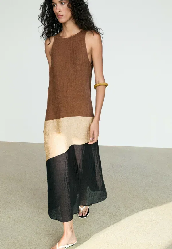 Платье длинное из льна Maxi dress Massimo Dutti, темно-коричневый — фото 2