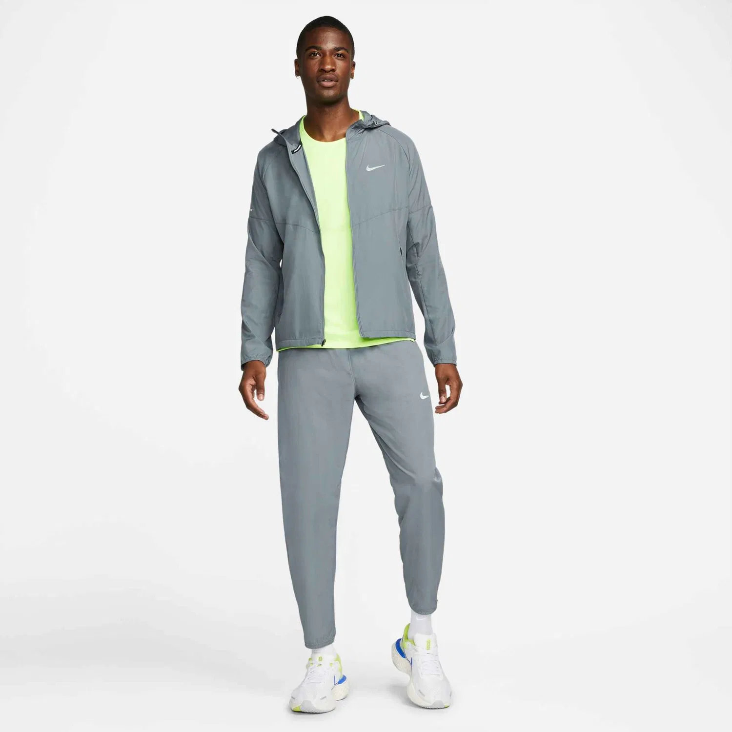Мужская водонепроницаемая куртка для бега Repel Miler Nike, Smoke Grey — фото 4
