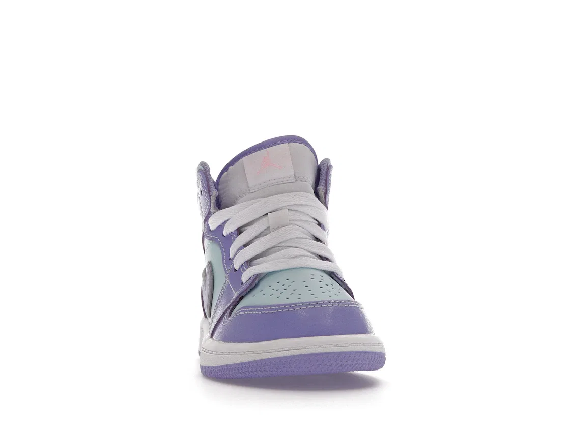 Детские кроссовки для мальчиков с контрастными накладками Jordan 1 Mid, Purple Pulse/Arctic Punch — фото 2