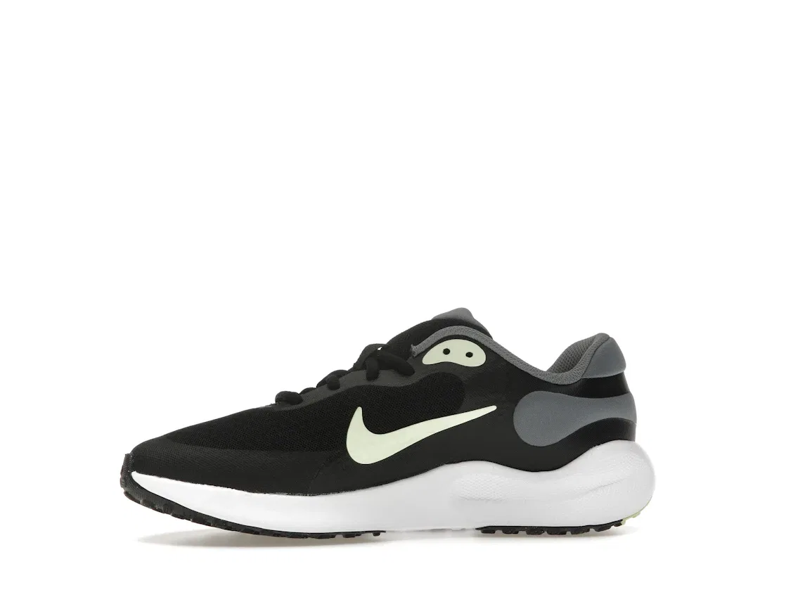 Детские кроссовки Lifestyle Nike Revolution 7, Black/Smoke Grey/White/Barely Volt — фото 3