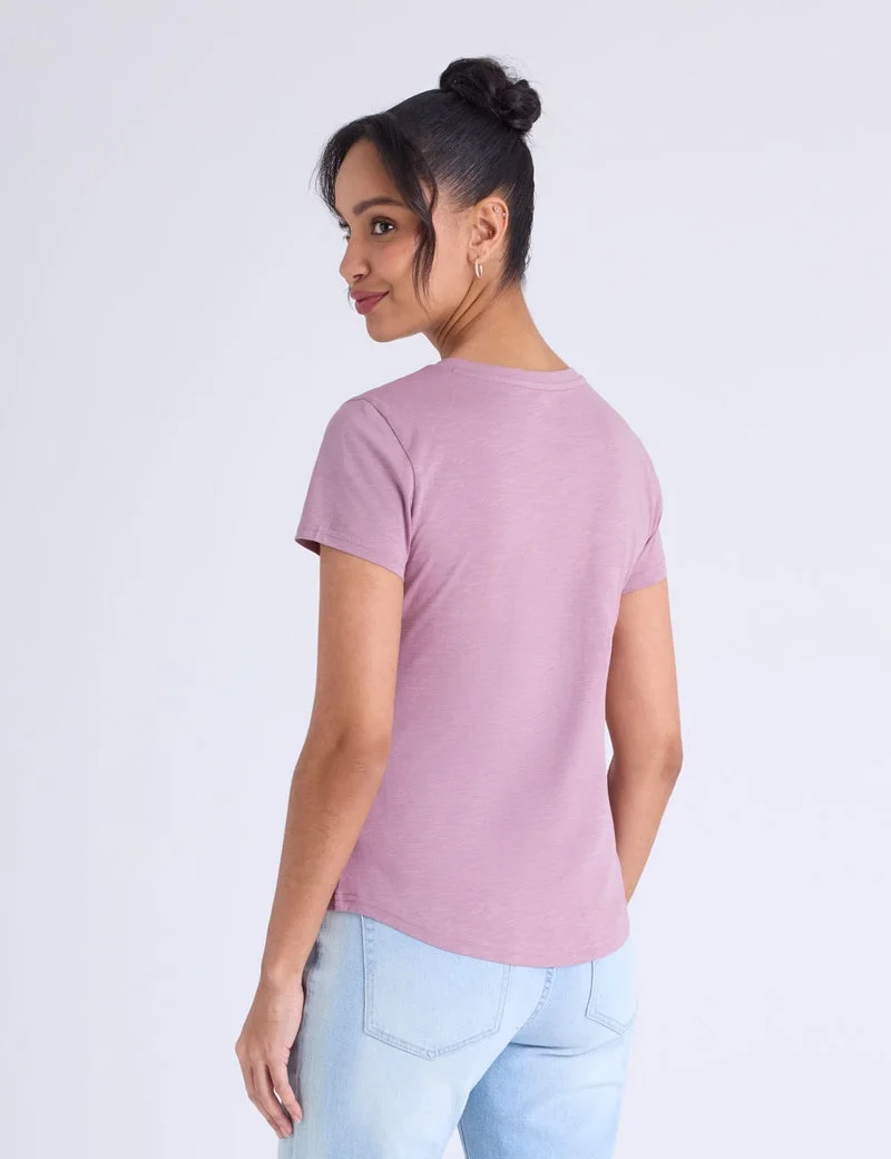Женская футболка U.S. Polo Assn. Ombre V-Neck Stone Print, пурпурный — фото 2