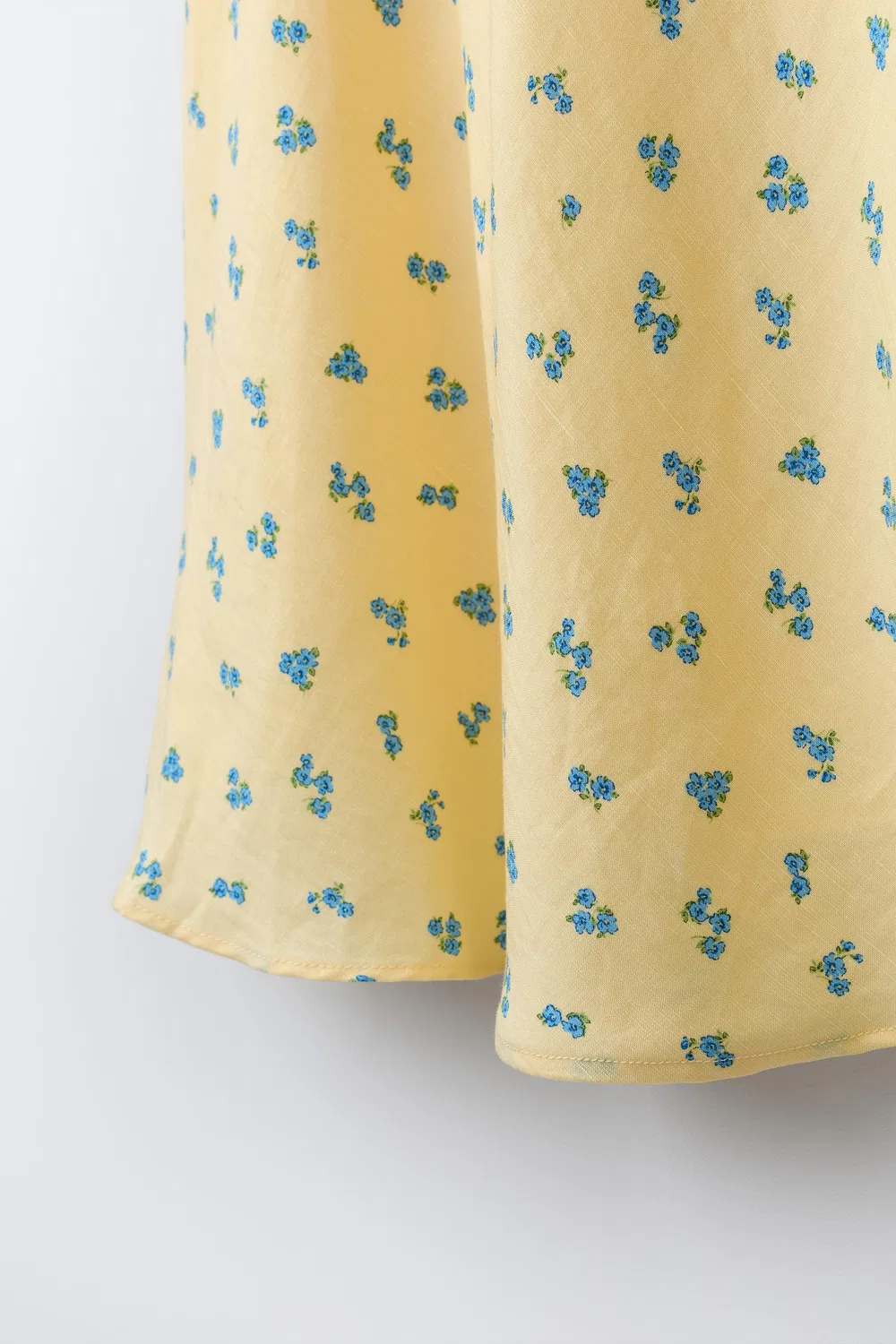 Платье с цветочным принтом и сборками ZARA, Pastel Yellow — фото 4