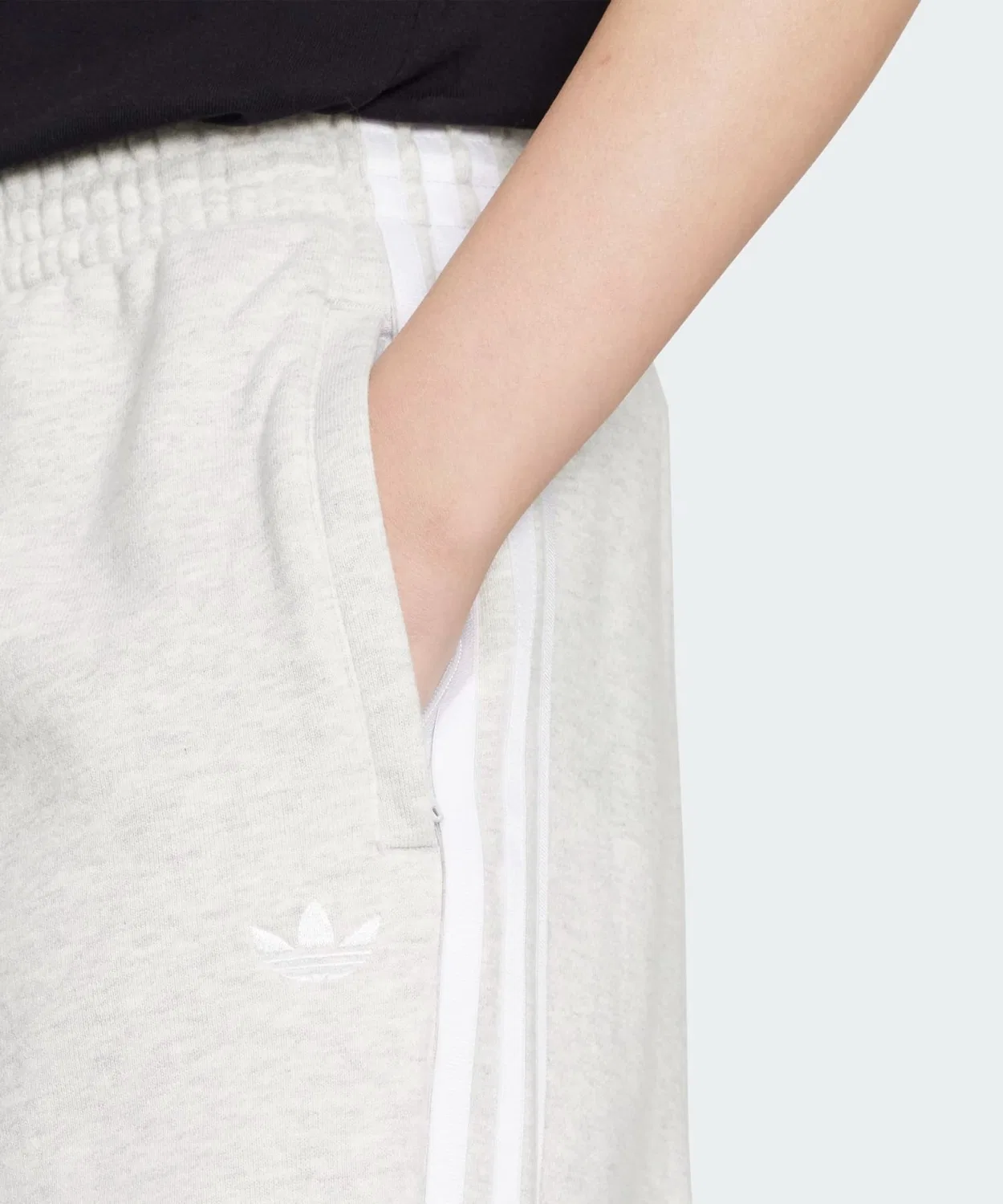 Женские джоггеры с эффектом потертости Adidas Originals, Серый — фото 3
