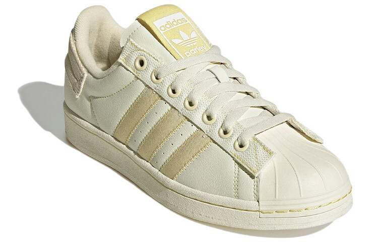 

Кроссовки Adidas Originals Superstar Parley Off White