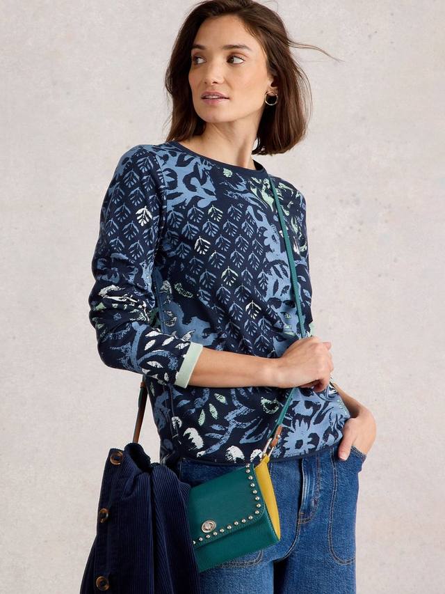 

Футболка Clara Organic Cotton с длинными рукавами и абстрактным принтом White Stuff