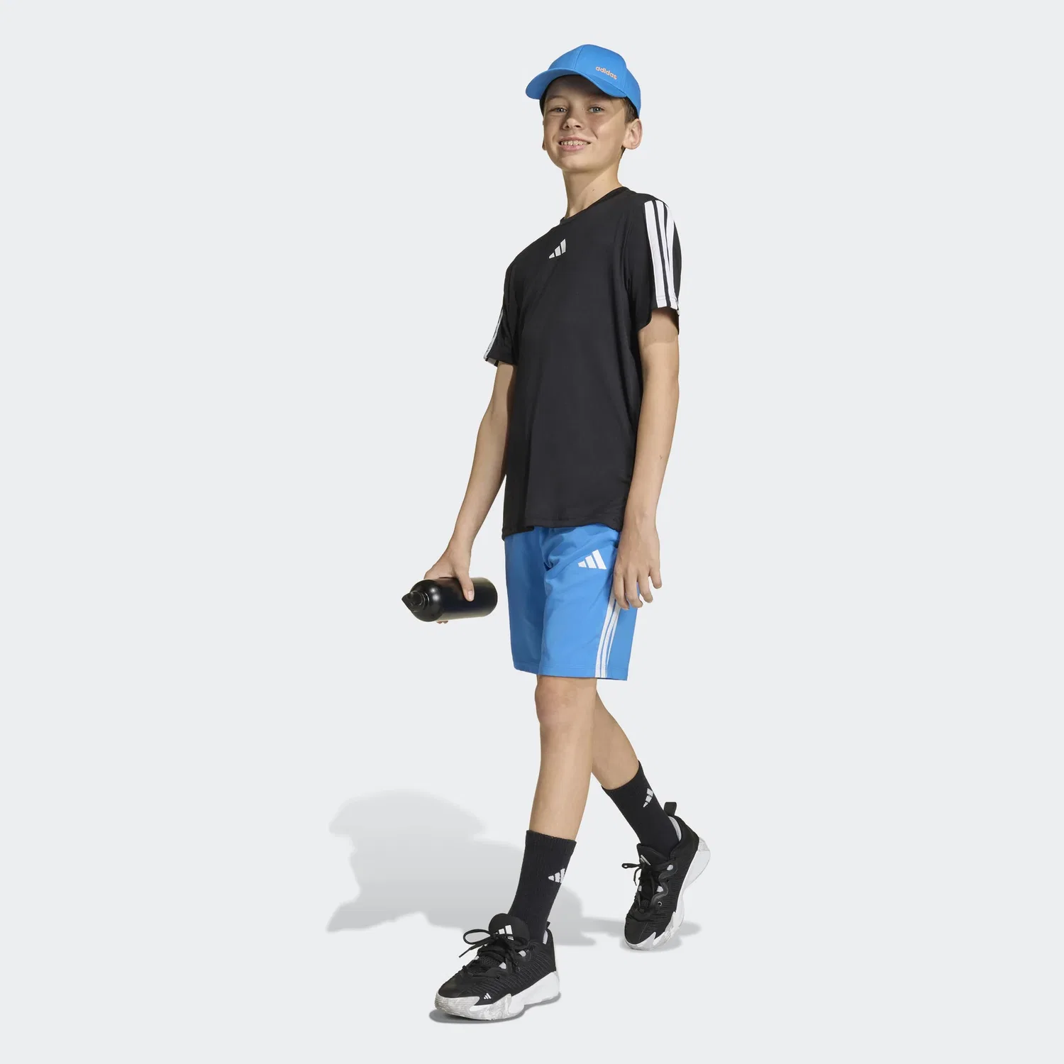 Спортивные шорты Adidas Sportswear свободного кроя, синие — фото 4