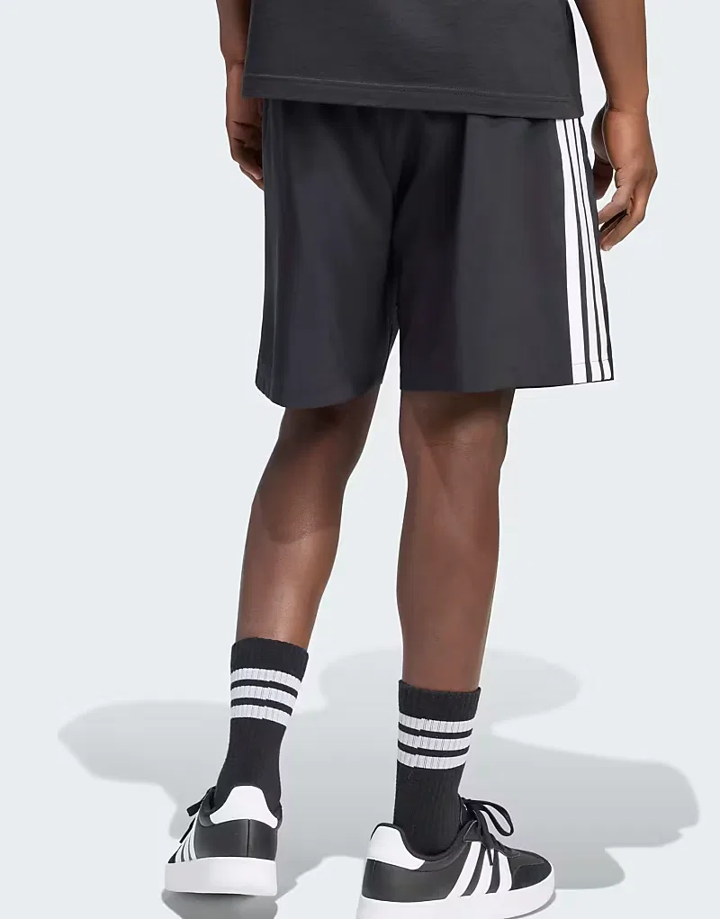 Шорты Adidas Performance Essentials Chelsea Lite с тремя полосками, черно-белые — фото 3