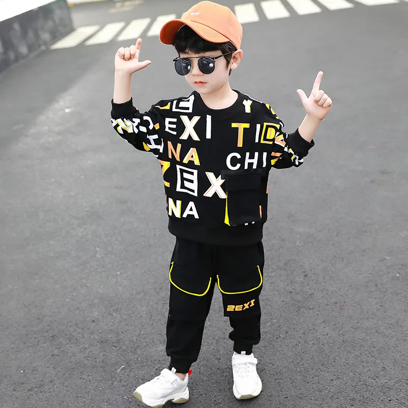 Детский спортивный комплект для мальчиков с принтом MADALLO, Black Two-Piece Set — фото 4