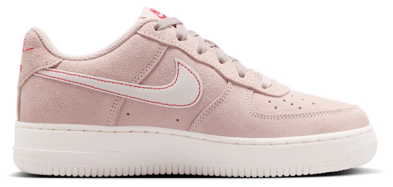 Кроссовки для мальчиков Air Force 1 LV8 Nike, цвет Red/Sail