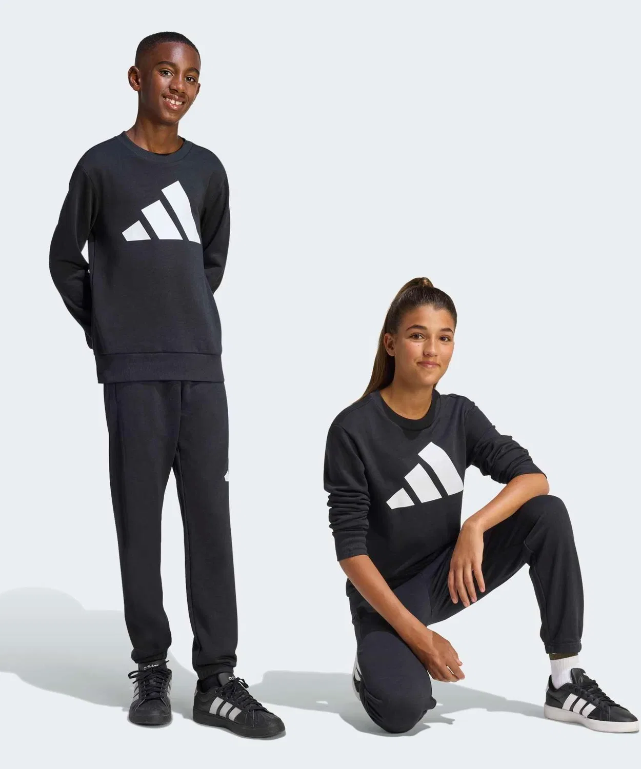 Детский комплект из джоггера и худи с длинным рукавомAdidas, Черный