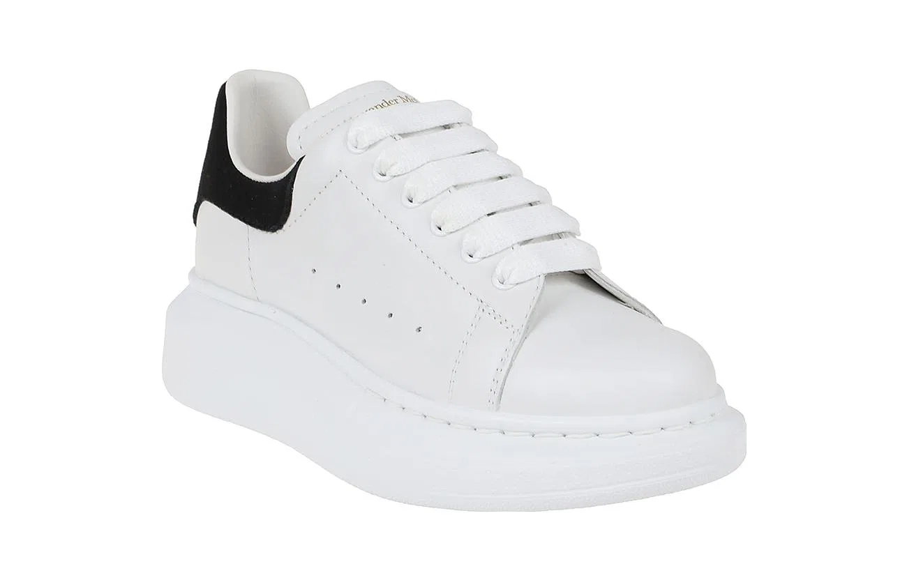 Детские кроссовки для скейтбординга с широким профилем Alexander McQueen Oversized Sneaker, Black White — фото 3