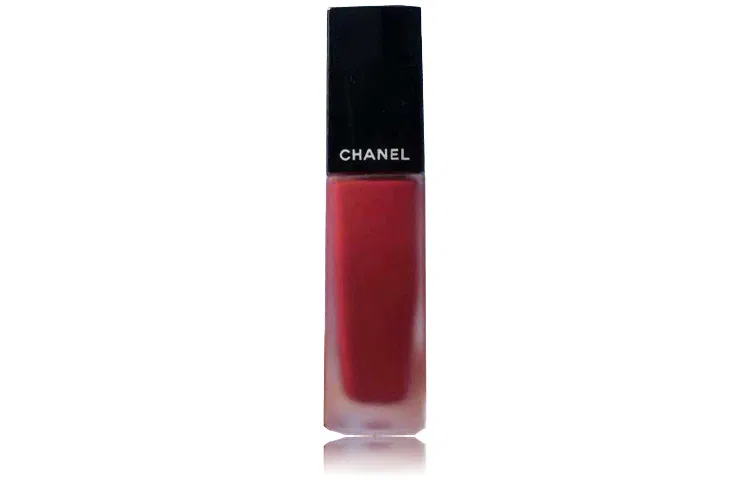 Женская жидкая помада-тинт с металлическим эффектом Metallic Velvet, CHANEL, #202 Métallique Beige — фото 3