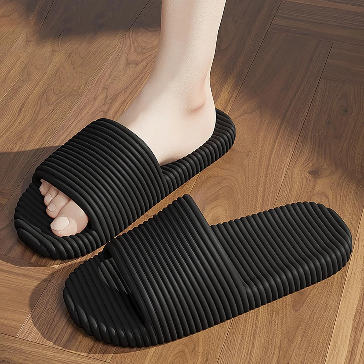Женские шлепанцы, мужские пляжные туфли, модные женские шлепанцы, обувь на мягкой подошве для пляжа, идеально подходит для солнечных дней Generic, черный — фото 2