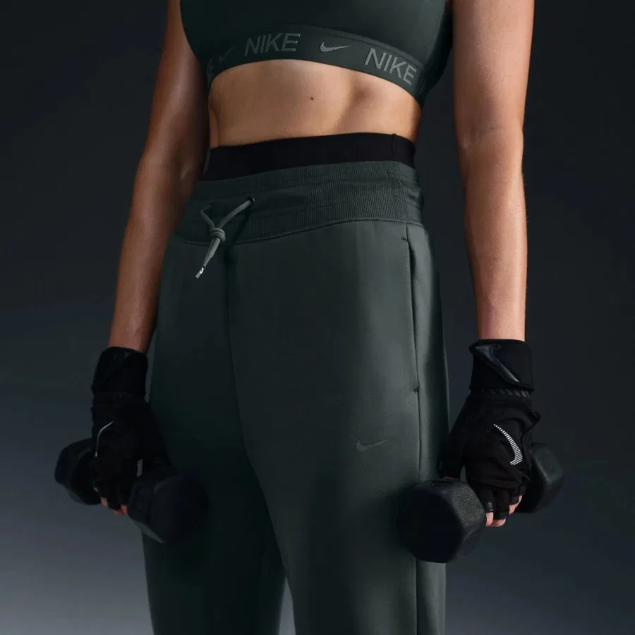 Спортивные брюки с высоким поясом и утеплителем, модель One Therma-FIT, Nike, Зеленый — фото 2