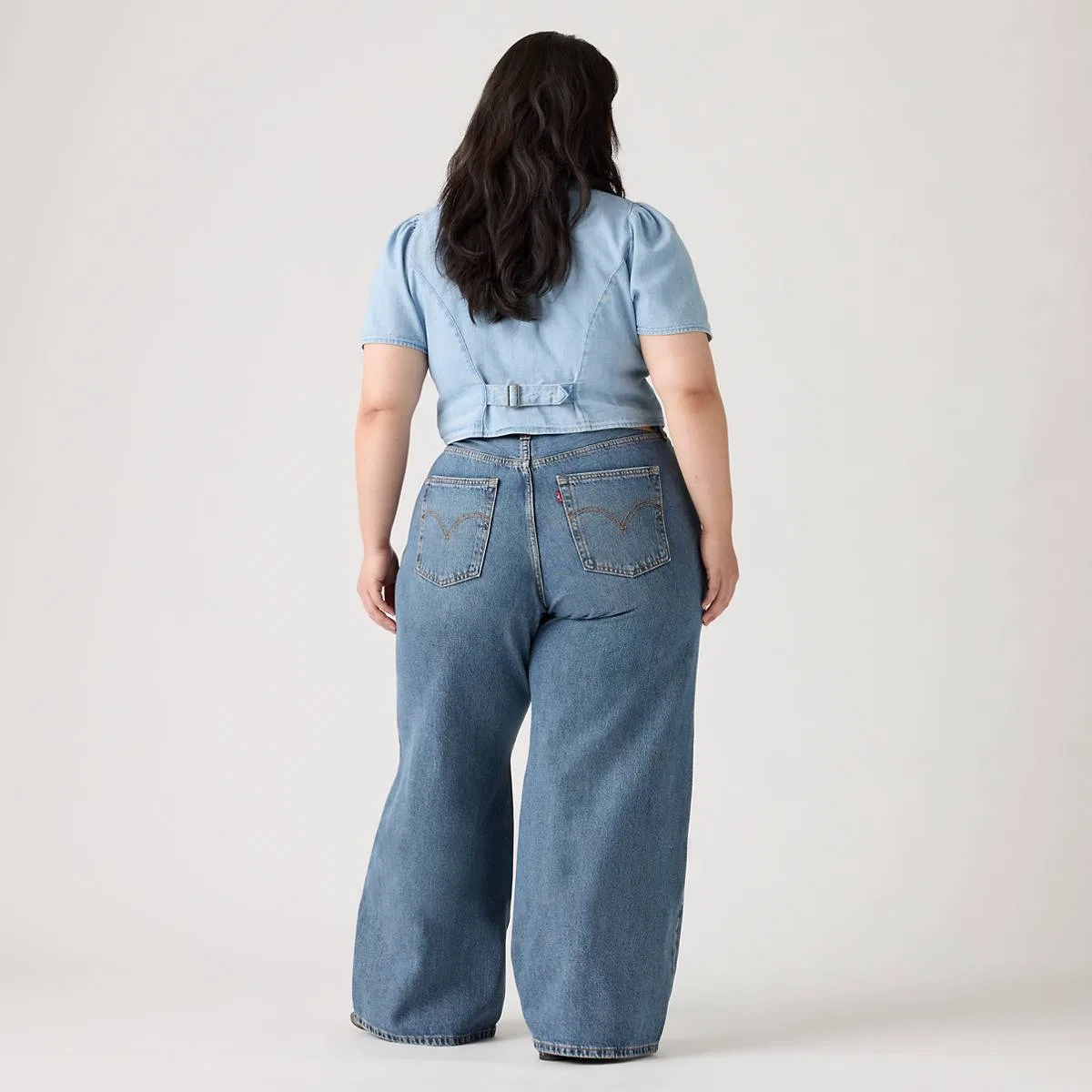 широкие джинсы-клеш 94 для женщин (большого размера) Levi's, Beautiful Target Plu - Medium Wash — фото 3