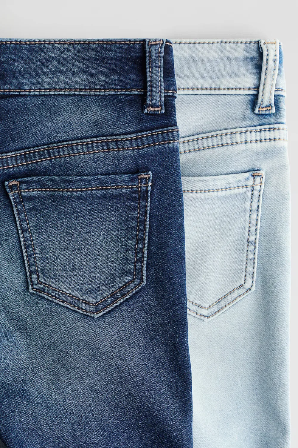 Комплект из 2 очень мягких джинсов зауженного кроя H&M, Denimblau/Helles Denimblau — фото 3