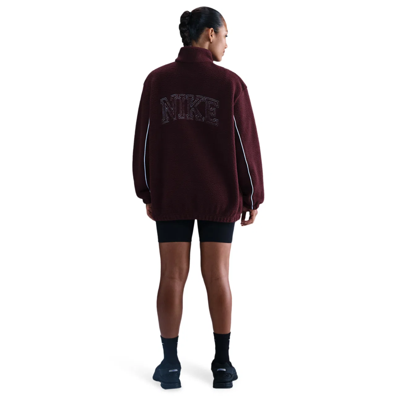 Женская куртка Sherpa Logo Nike, цвет Burgundy Crush/Burgundy Crush — фото 4