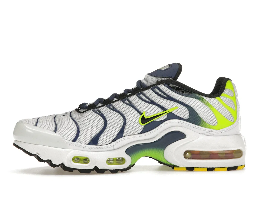 Детские кроссовки Lifestyle Nike Air Max Plus, White/Black/Forest Green — фото 3