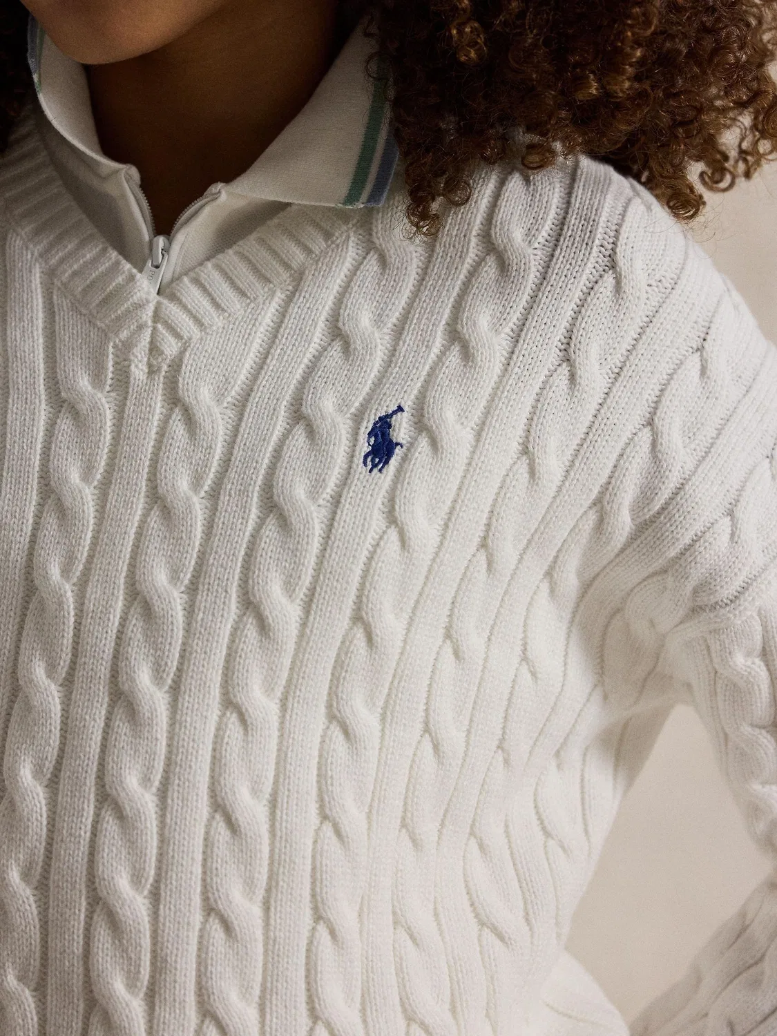 Джемпер с V-образным вырезом, кабельный трикотаж Polo Ralph Lauren, белый — фото 3