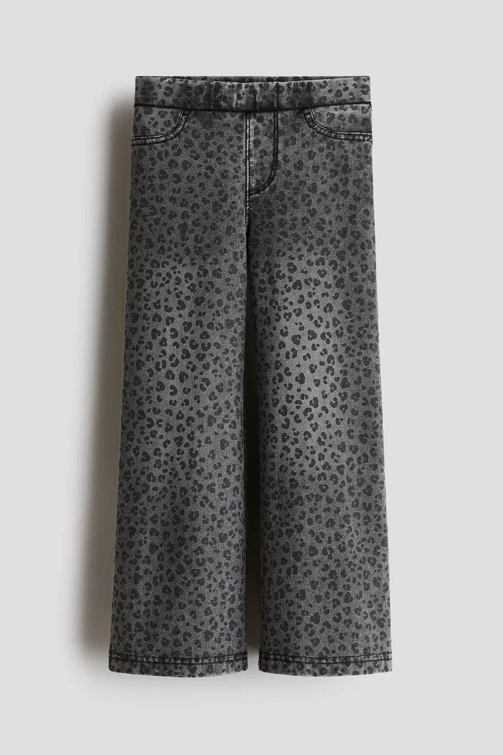 Широкие джеггинсы в джинсовом стиле H&M, Grau/Leopardenprint