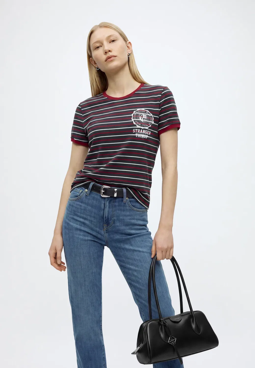 Футболка с принтом «Очень странные дела» Gap, Multi Stripe Red — фото 4