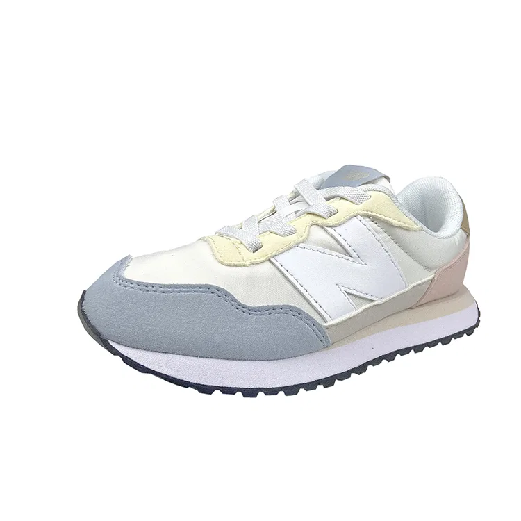 Детские кроссовки с ретро-дизайном New Balance 237, Wide (W), Black — фото 4