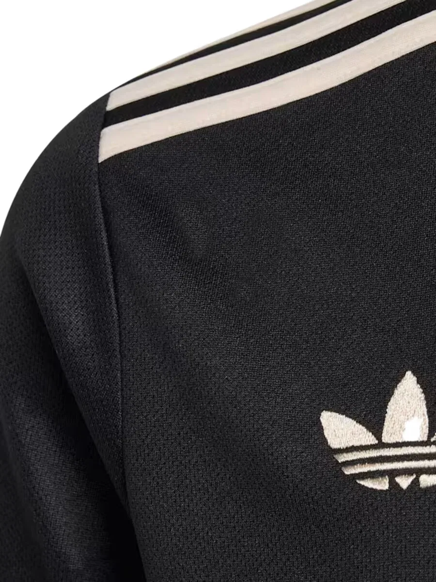Черная футболка ADIDAS ORIGINALS 'FC Bayern Munchen 25-26 3rd' — фото 3