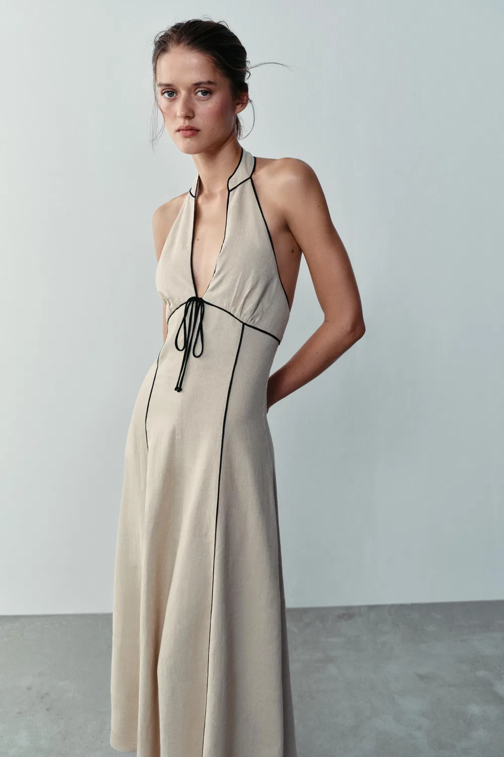 Платье из льняной смеси с контрастной отделкой ZARA, Light beige — фото 2