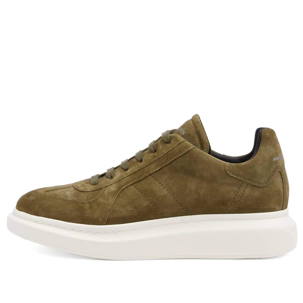 

Кроссовки из замши с массивной подошвой Alexander Mcqueen, цвет mud