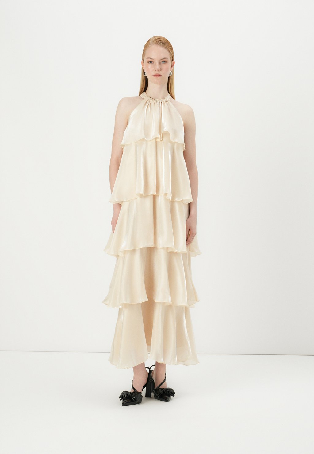 

Платье ELOISE SHINY HALTERNECK MAXI DRESS YAS, белый