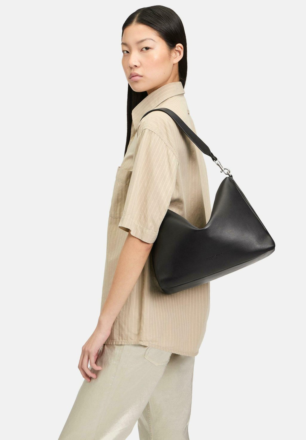

Сумка ABELINA HOBO GERÄUMIGE Liebeskind Berlin, черный