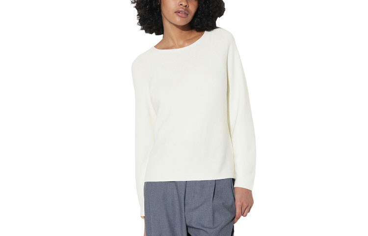 

Трикотаж женский молочно-белый Uniqlo