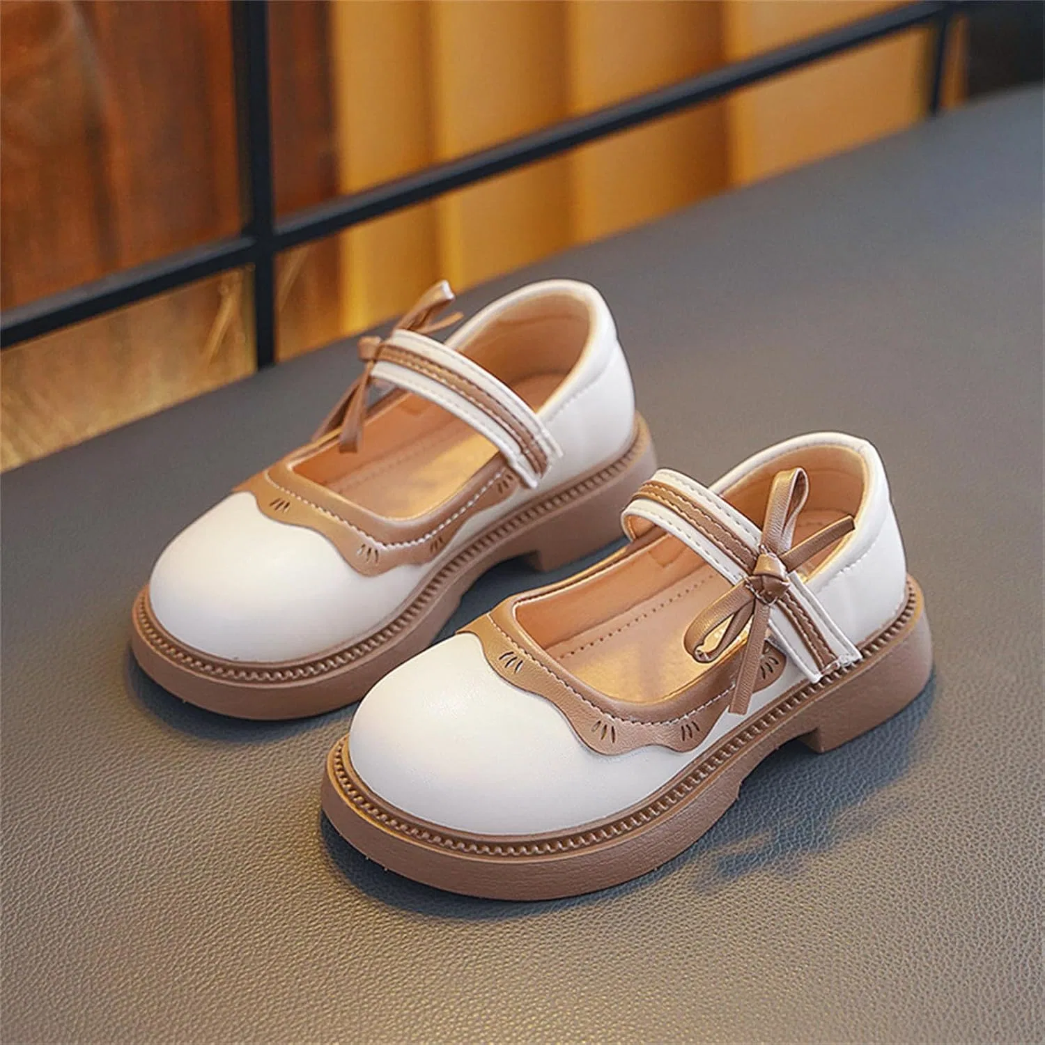 Детские туфли Мэри Джейн для девочек с цветком He&Yingmin, Beige — фото 3