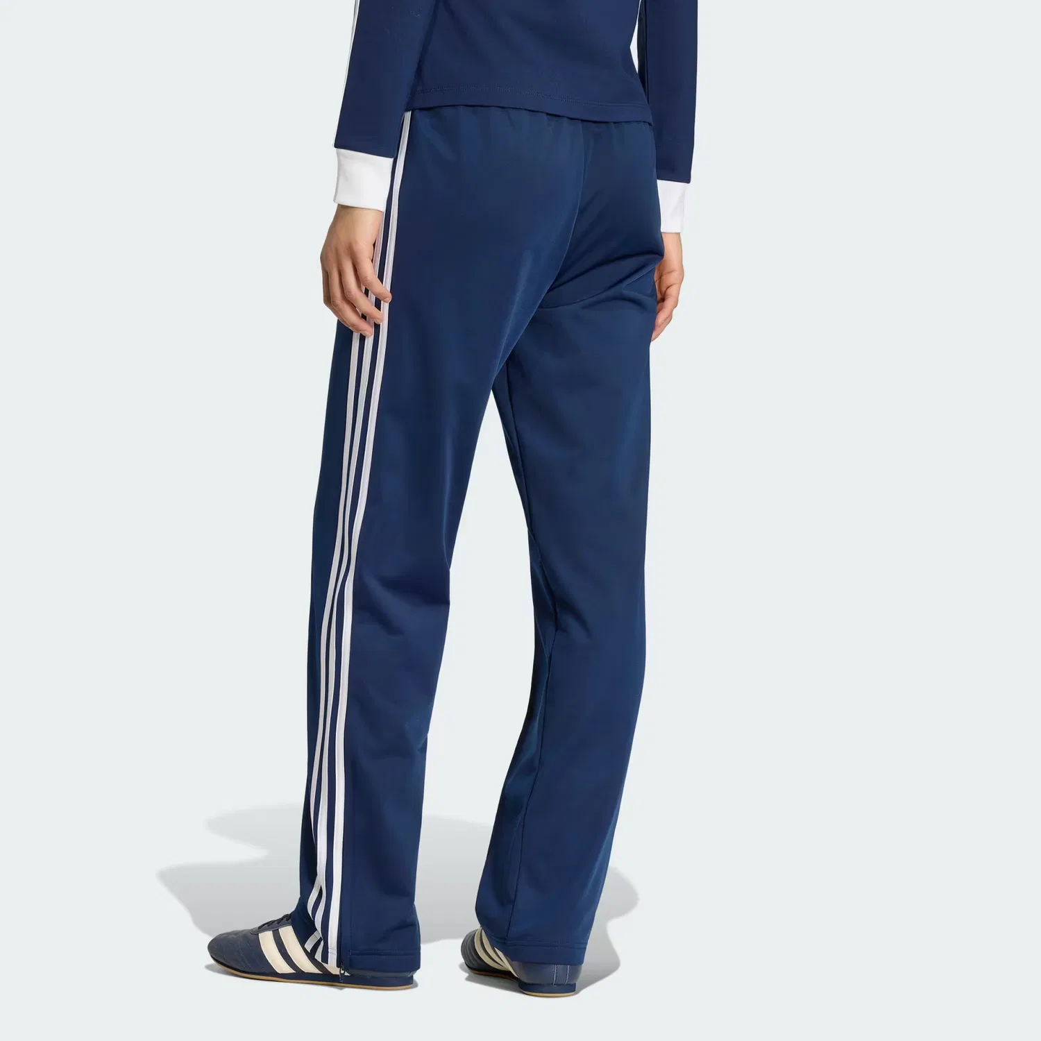 Женские спортивные брюки прямого кроя Firebird Classic Adidas Originals, темно-синий/белый — фото 2