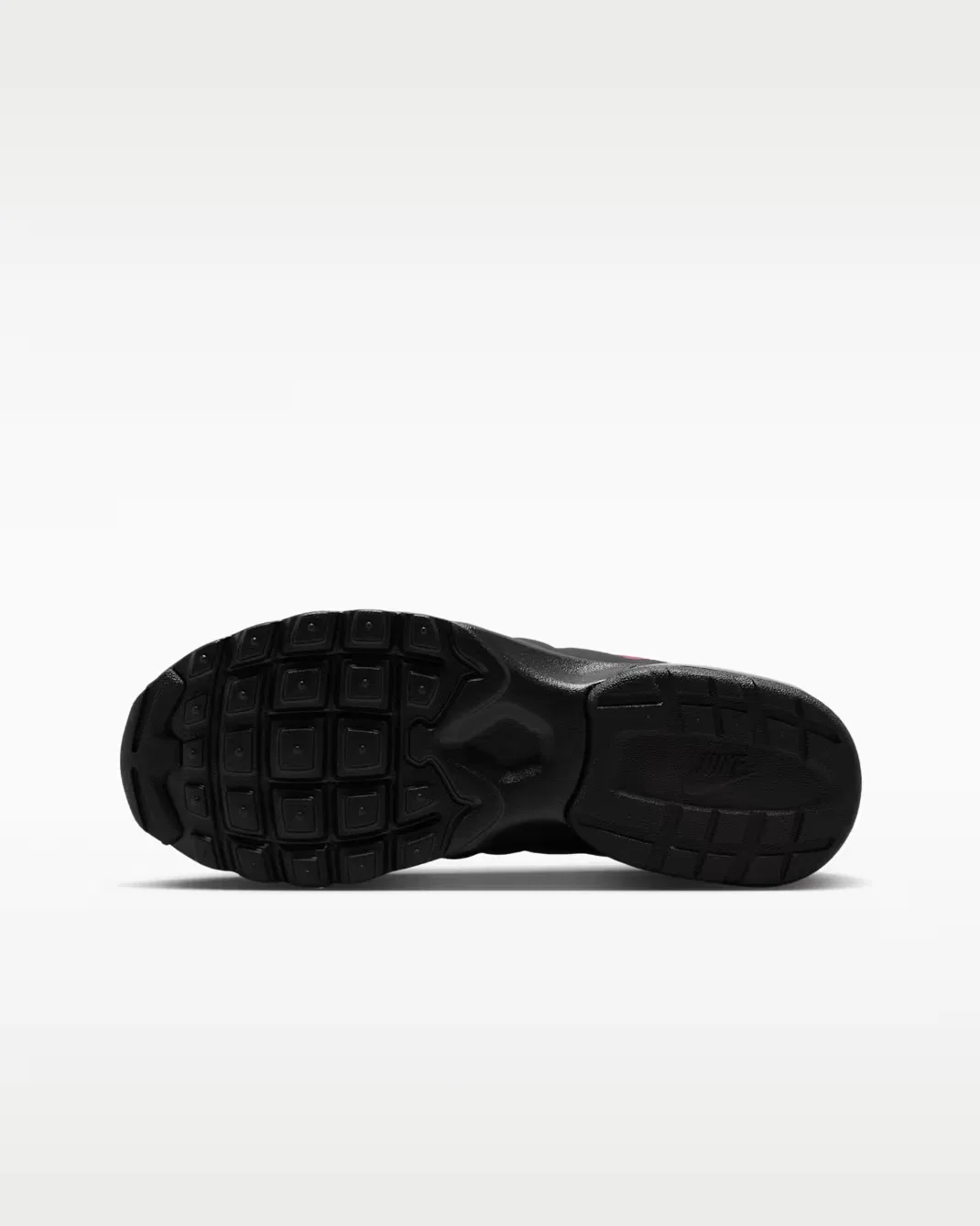 Кроссовки для детей постарше Nike Air Max Invigor, White/Black/Smoke Grey/Tough Red — фото 2