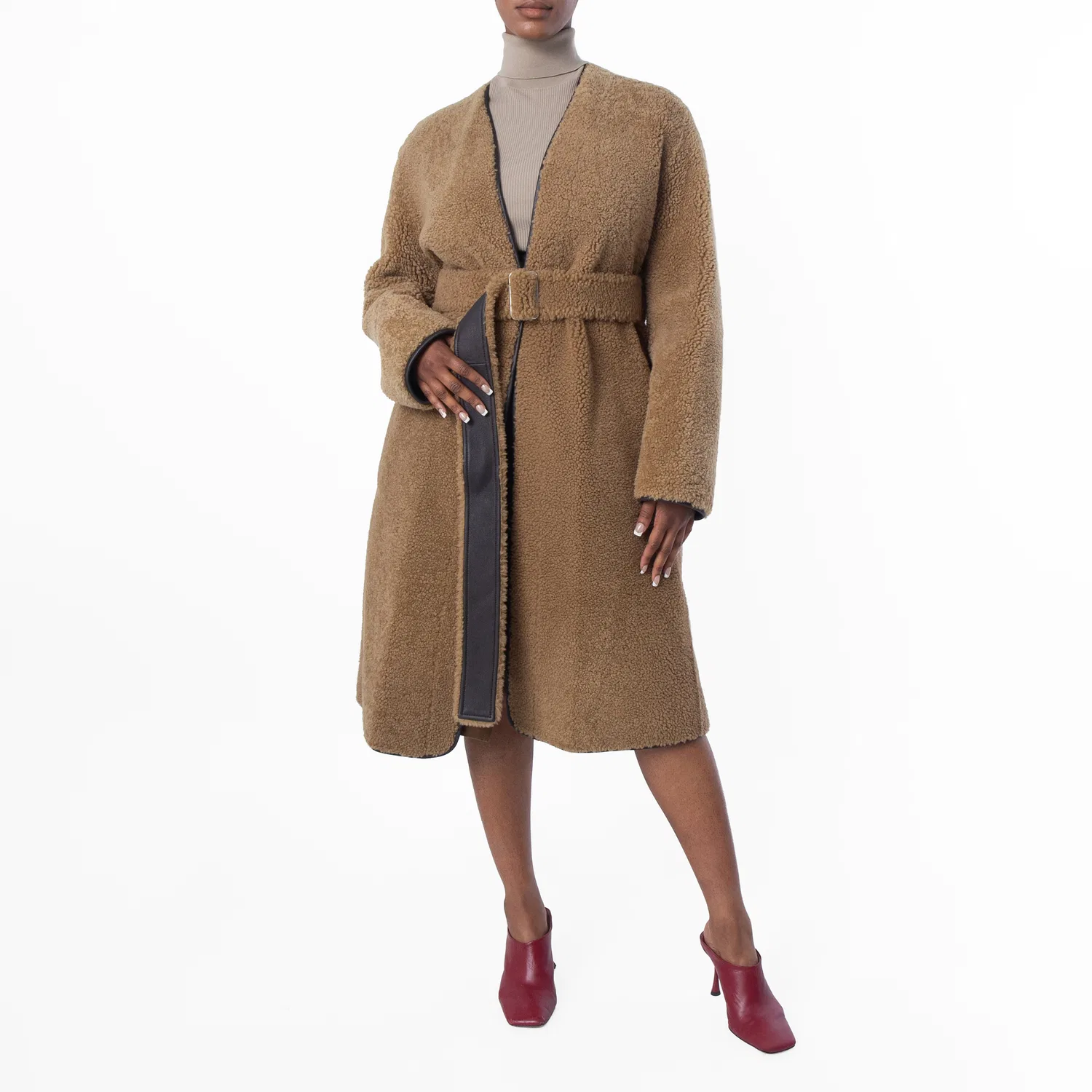 Пальто из овчины без воротника Burberry, Moss