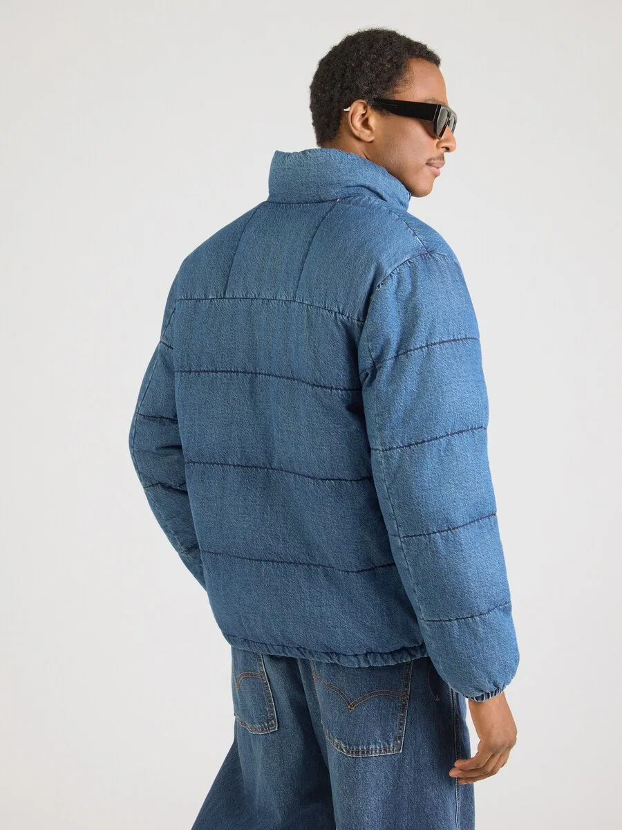 Зимняя куртка LEVI'S 'Piedmont Short Puffer' из синего денима — фото 4