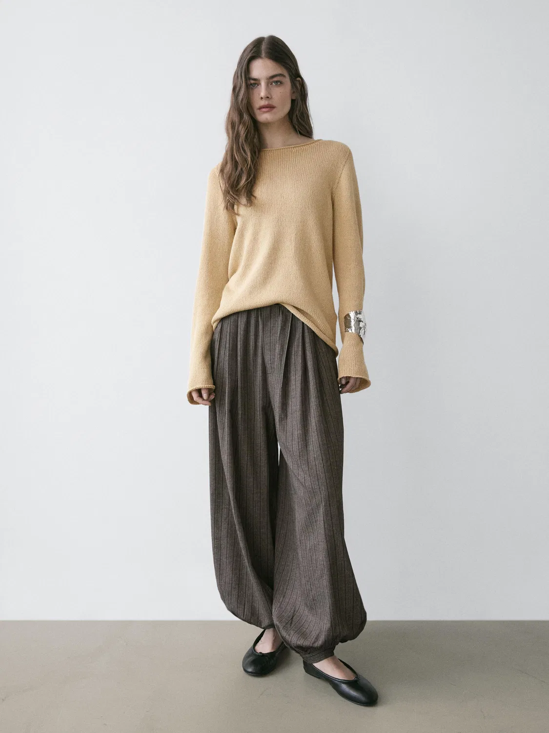 Полосатые струящиеся брюки-баллоны Massimo Dutti, серый