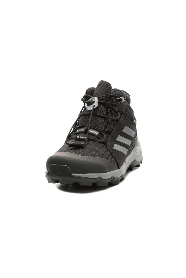 Детские ботинки для девочек с принтом Terrex Mid GTX K & Ccedil; Adidas, Black Gray — фото 2