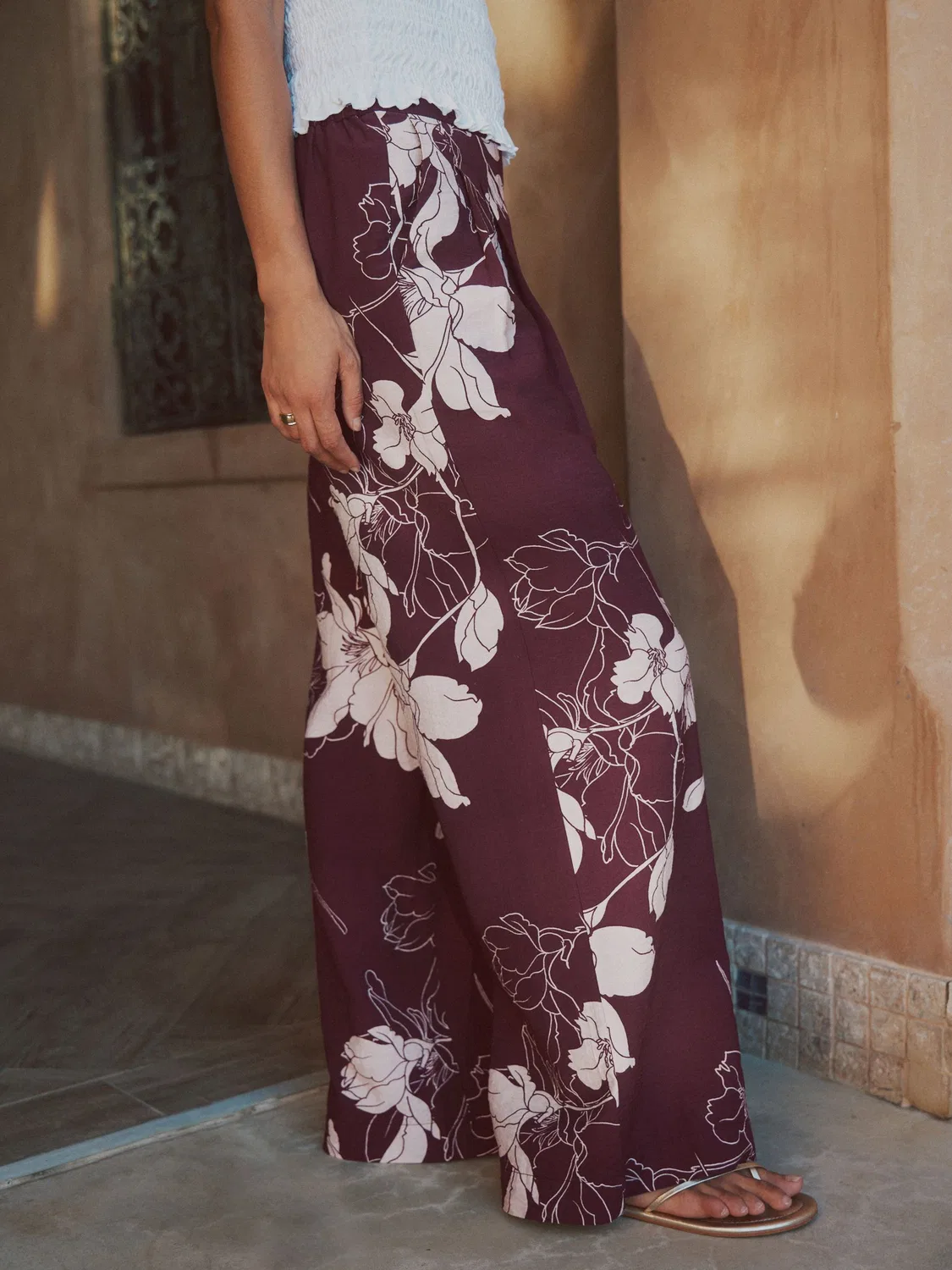 Широкие брюки с цветочным принтом Next, Burgundy Red/Cream Floral — фото 3
