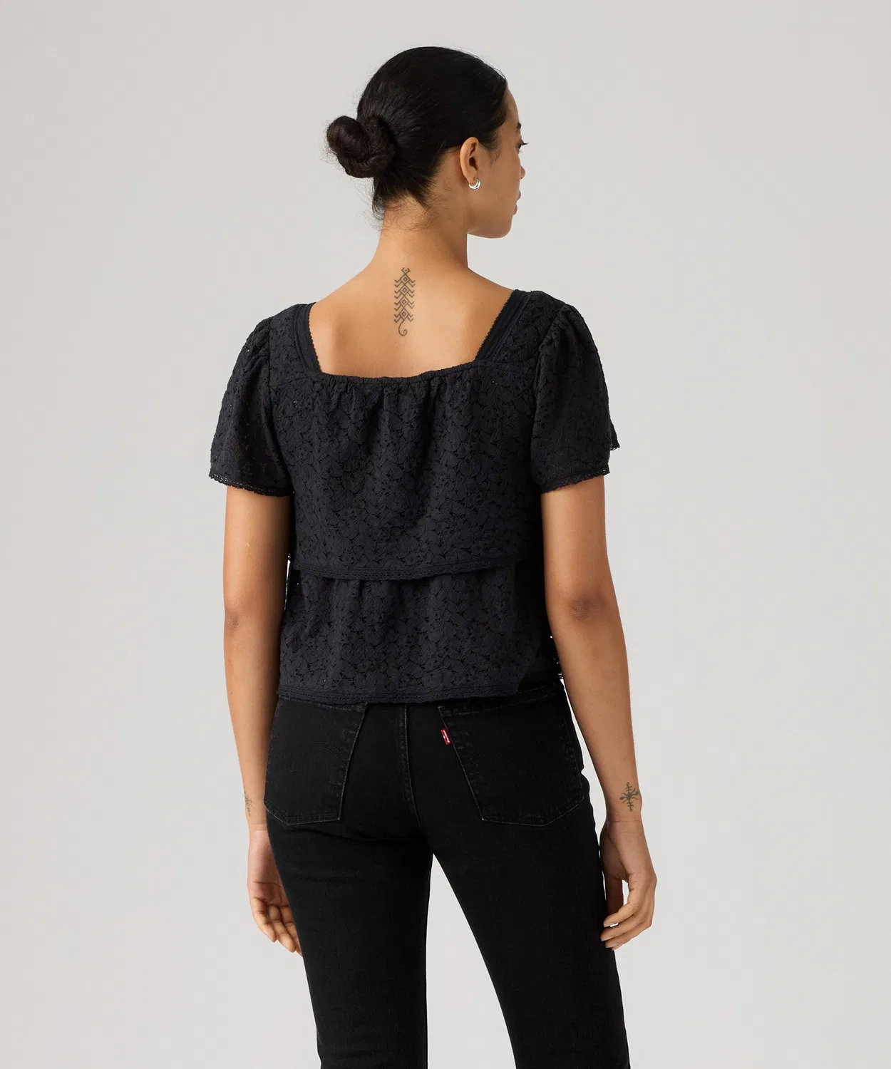 Женская блузка с кружевом и коротким рукавом Levi's, Black — фото 2