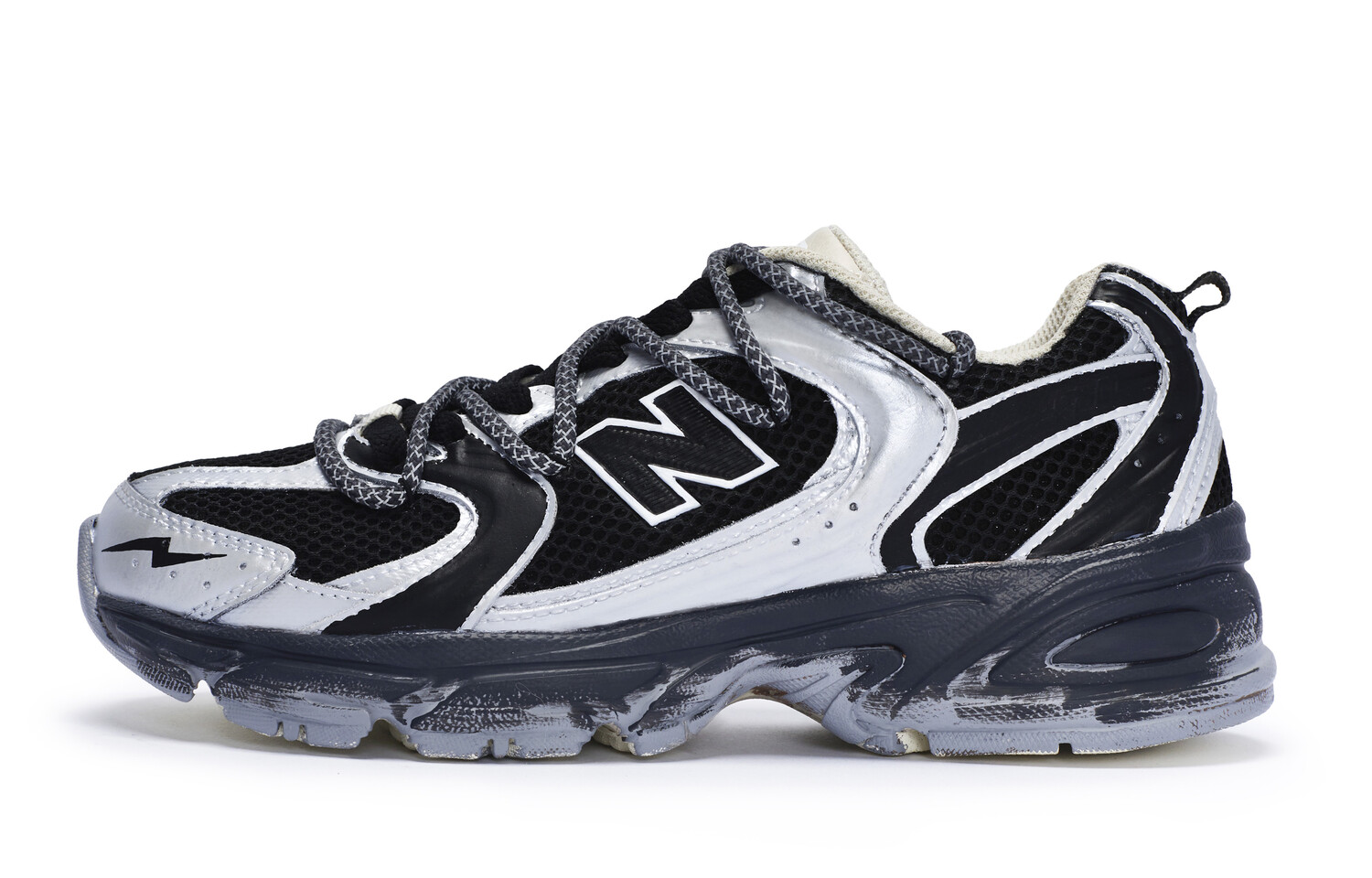 Кроссовки New Balance NB 530 Abrasion-Resistant, черный/серебристый — фото 2