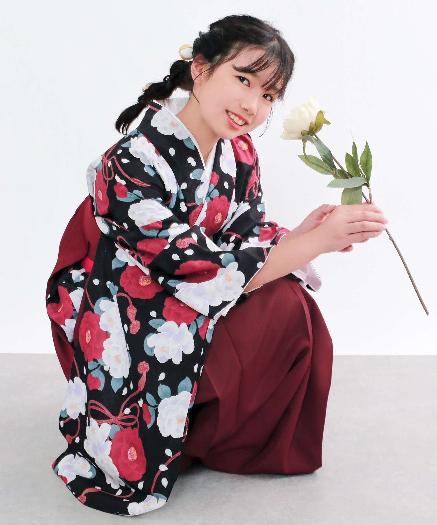 Комплект из 4 предметов Gorgeous EF Hakama для девочек (2 рукава сяку + пояс + хакама + майка) KYOETSU, 5. Red camellia with flower knot