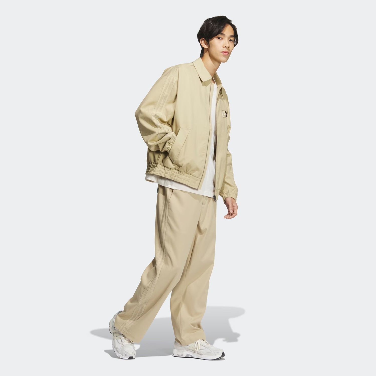 Куртка унисекс светло-хаки Adidas Originals, хаки — фото 4