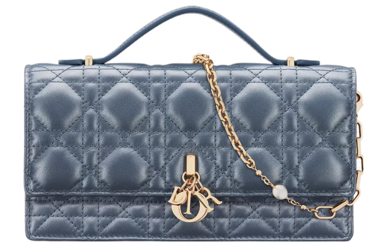 

Кожаный наплечный рюкзак миниатюрный женский светло-полуночно-синий DIOR