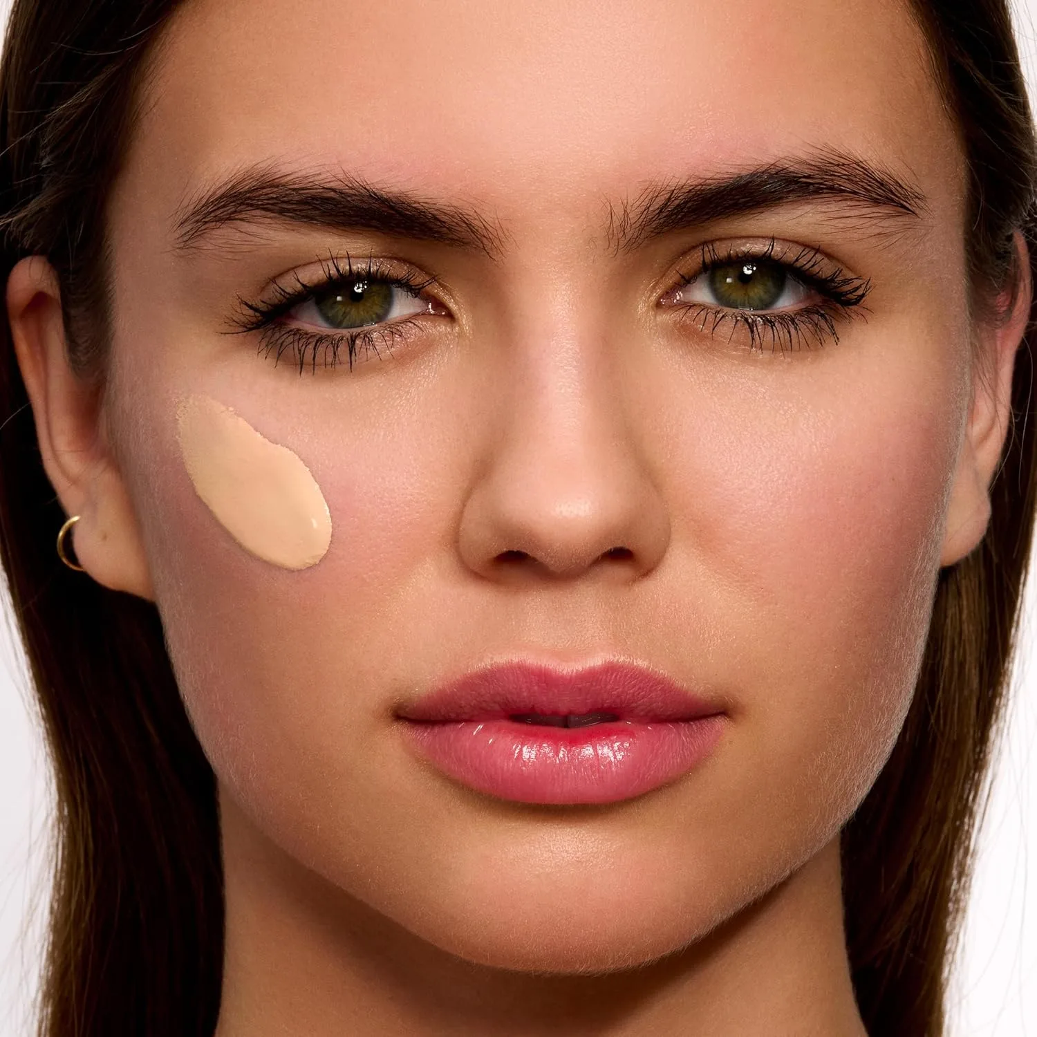Clarins UV Plus Anti-Pollution, тонирующий солнцезащитный крем для лица широкого спектра SPF 50, легкий, без масла, тройная защита от UVA/UVB лучей, свободных радикалов и загрязнений, Light — фото 3