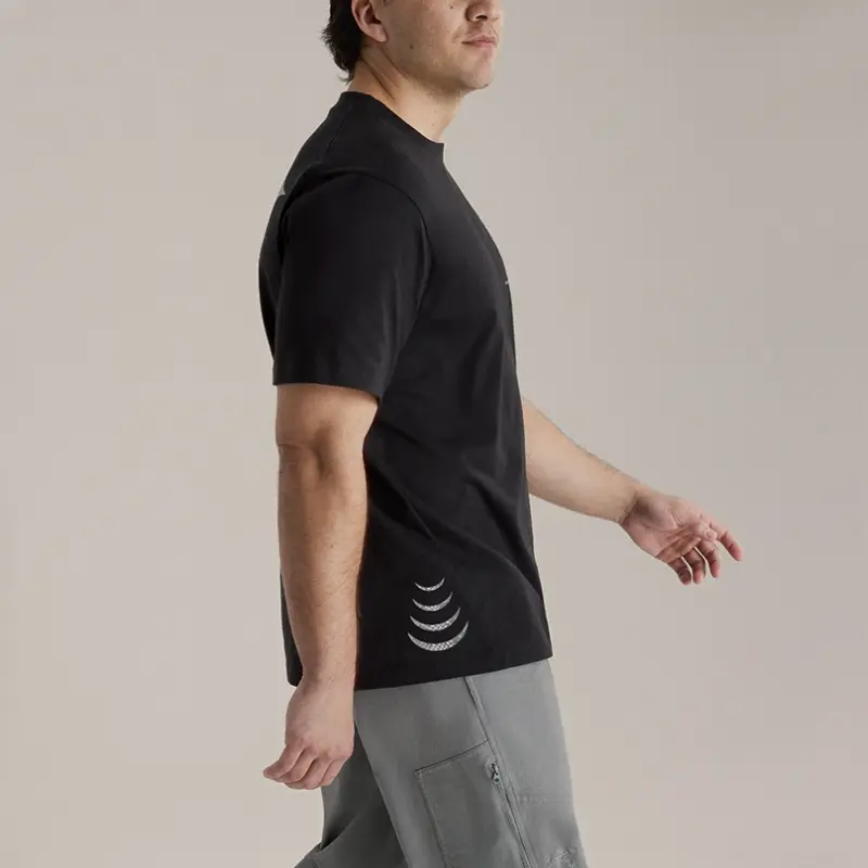 Футболка Walk Gently Series SS25 COTTON SALMON SKIN Unisex Arcteryx, черный — фото 4